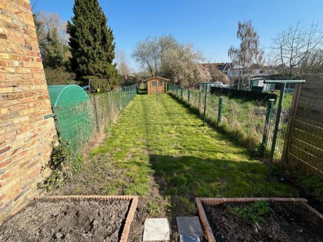 Proche frontière, maison 1930 mitoyenne entièrement rénovée 