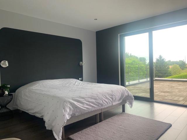 Pavillon contemporain de 218m2 situé en belle campagne amand