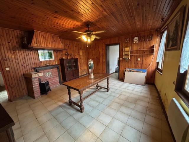 Fermette en L à rénover complétement développant 152m2 et bâ