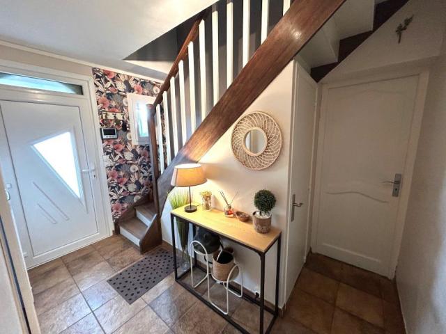 Pavillon individuel situé dans une rue calme et prisée !! 