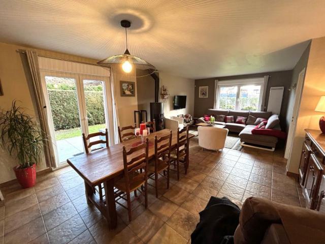 Pavillon individuel situé dans une rue calme et prisée !! 