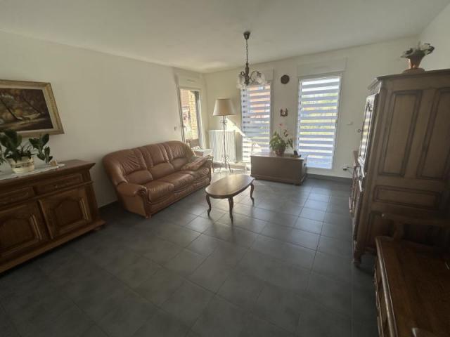 Plain-pied individuel achevé en 2014 développant 110,85m2 et