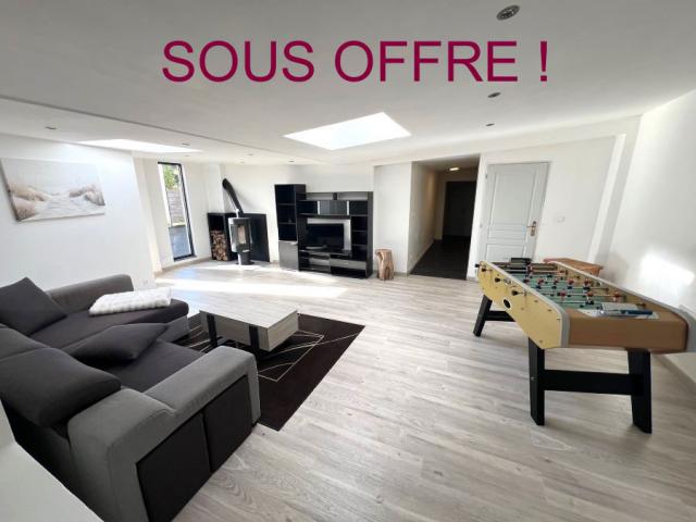 Maison individuelle style loft semi plain-pied située dans u