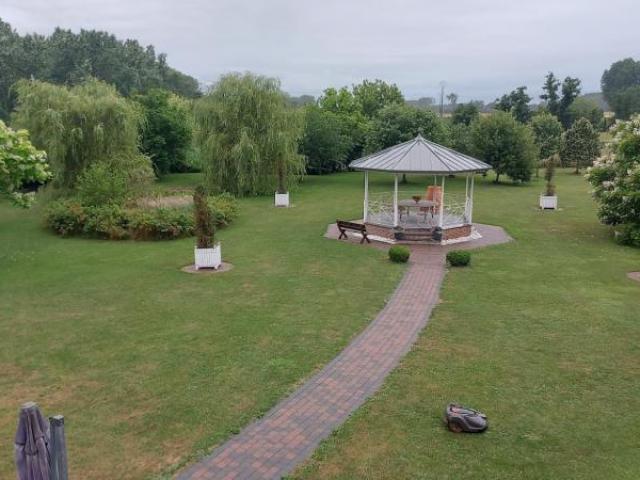 Pavillon individuel de 2010, prestations de qualité !!! 