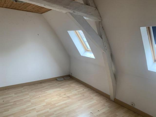 Maison en DUPLEX avec garage au rez-de-chaussée !