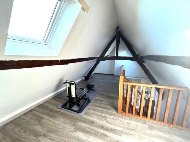 Fermette en L individuelle de 212m2 bâti sur une parcelle de