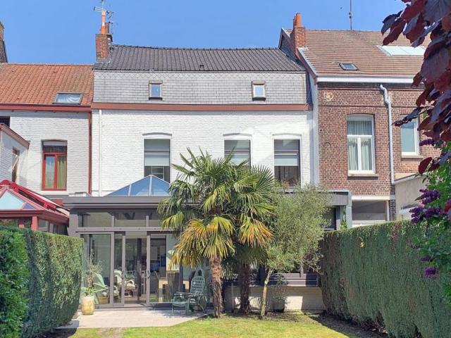 EXCLUSIVITE ! Maison bourgeoise avec charme et cachet, hyper