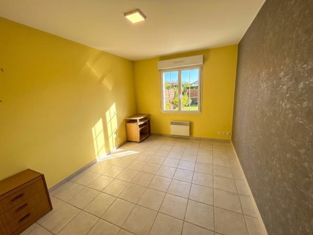 Pavillon individuel de plain-pied développant 144m2 et bâti 