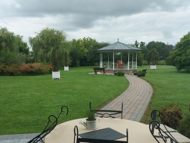 Pavillon individuel de 2010, prestations de qualité !!! 