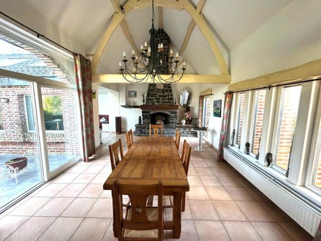 Fermette en L individuelle de 212m2 bâti sur une parcelle de