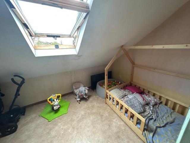 Maison 1930 mitoyenne développant 60m2 de superficie et bâti