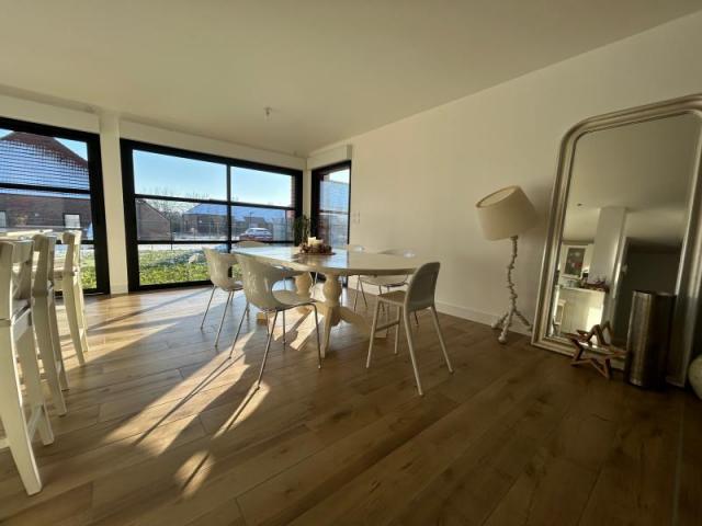 Pavillon individuel semi plain pied de 2023 ! Excellent état