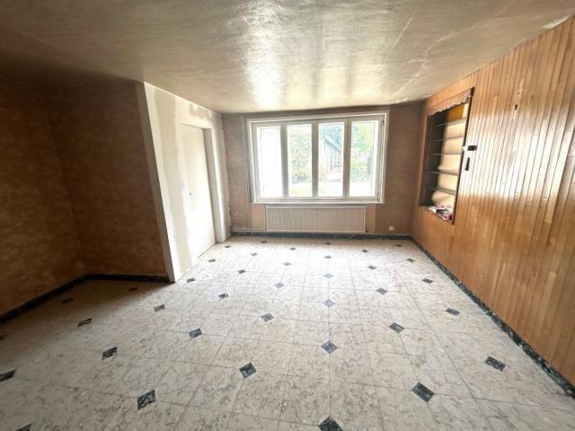 Maison de campagne située au coeur du village bénéficiant de