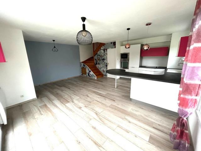EXCLU  !! Appartement T3 en duplex dans une résidence sécuri