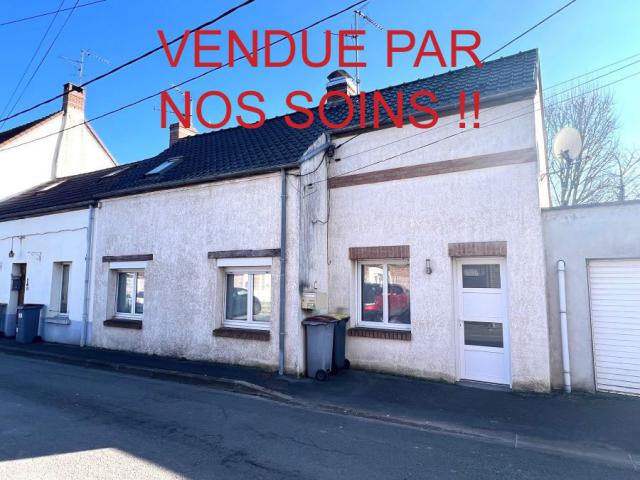 Hyper centre, maison mitoyenne avec 2 chambres proche toutes