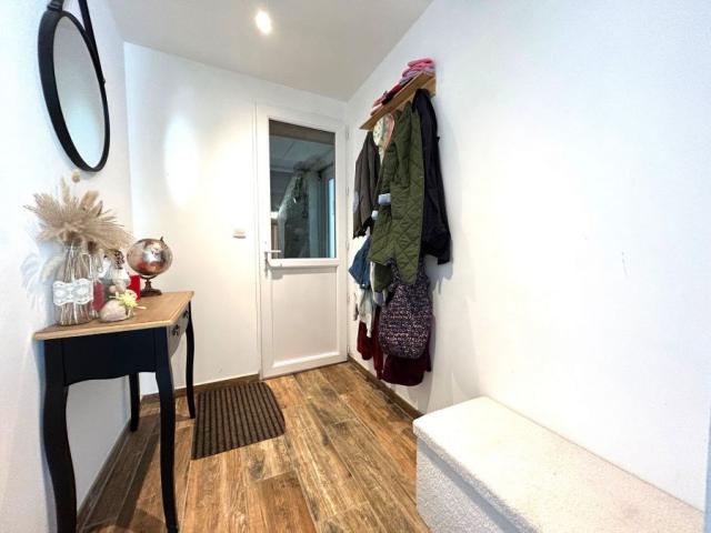 Maison semi individuelle de 127m2 bâtie sur 1963m2 de terrai