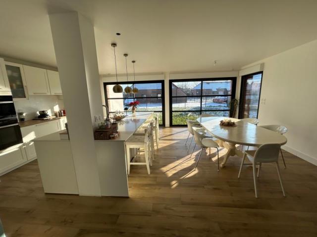 Pavillon individuel semi plain pied de 2023 ! Excellent état