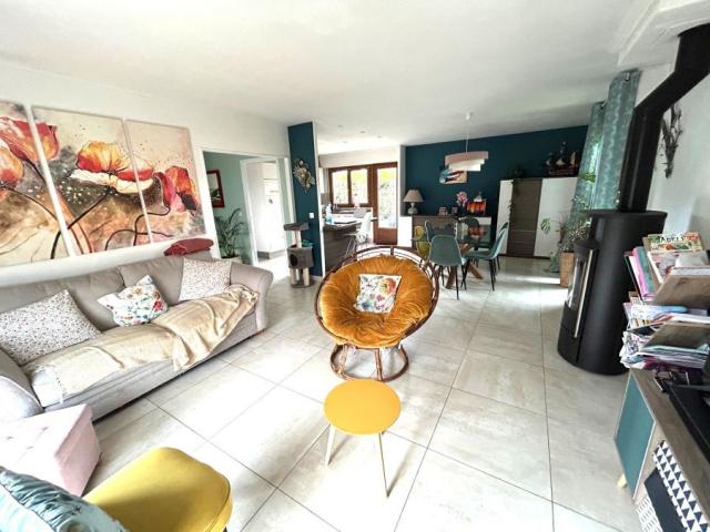 Plain pied individuel de 98,6m2 bâti sur une parcelle de 947