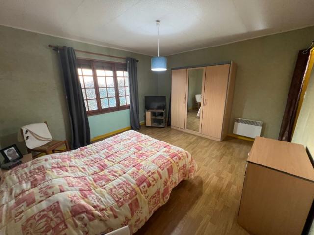 Maison de ville de 91m2 environ avec garage attenant bâtie s