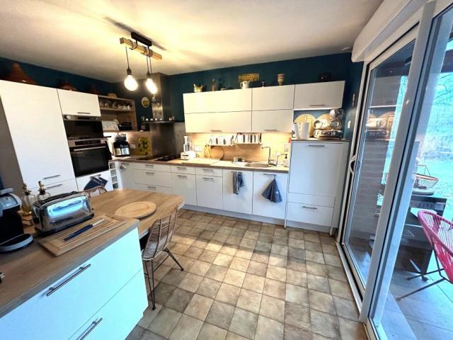 Pavillon individuel situé dans une rue calme et prisée !! 