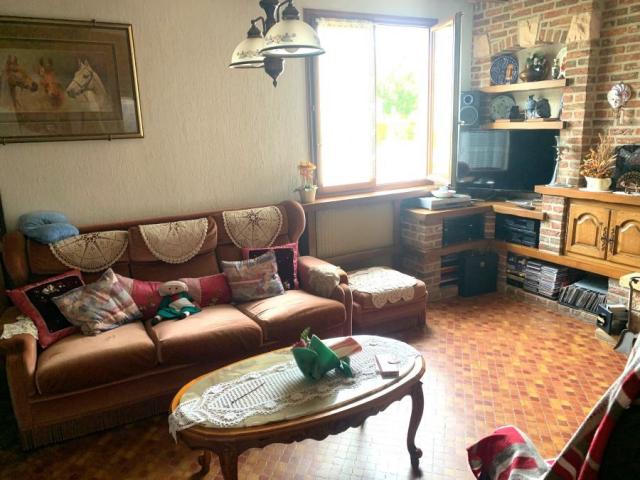Maison de 105m2 située au calme, dans une impasse, à rénover