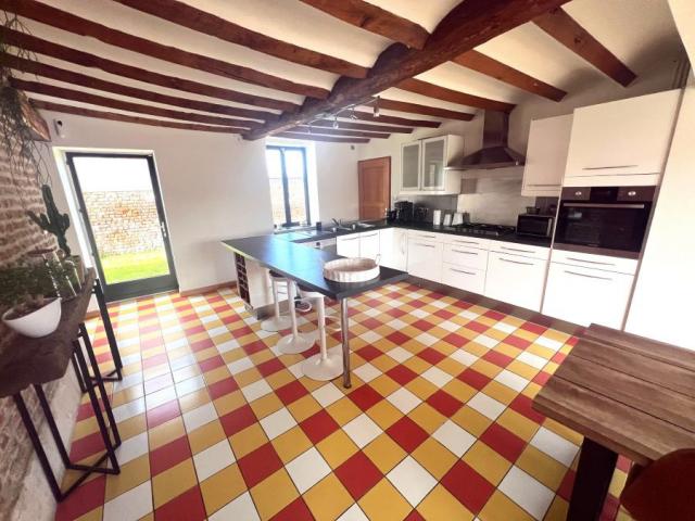 Longère individuelle développant 172,34m2 et bâtie sur 1408m