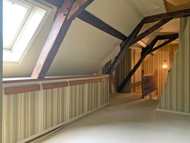 Maison de campagne individuelle à rénover, beaux volumes ! C