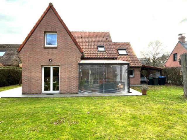 Pavillon individuel situé dans une rue calme et prisée !! 