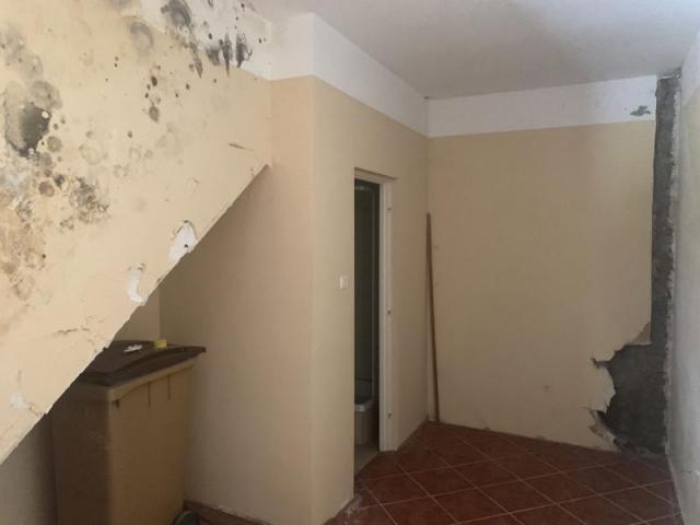 Maison de ville sur 3 niveaux à rénover complétement ! 