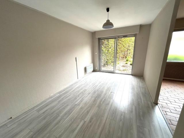 Appartement de 50m2 environ, centre ville en rez de chaussée