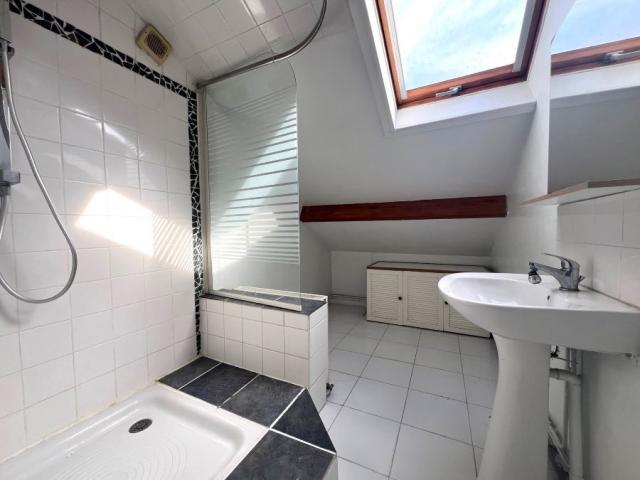 Longère individuelle développant 172,34m2 et bâtie sur 1408m