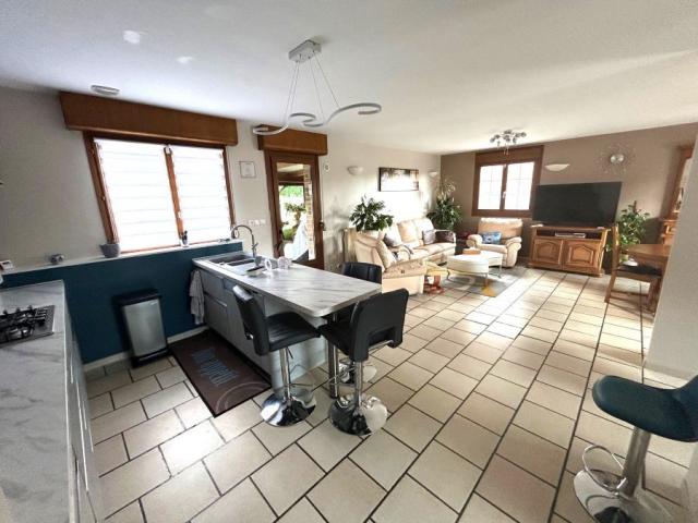 Deux logements de plain-pied idéal gite ou regroupement fami
