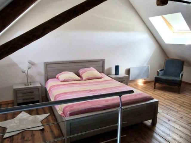 Maison 1930 semi individuelle développant 119m2 et bâtie sur