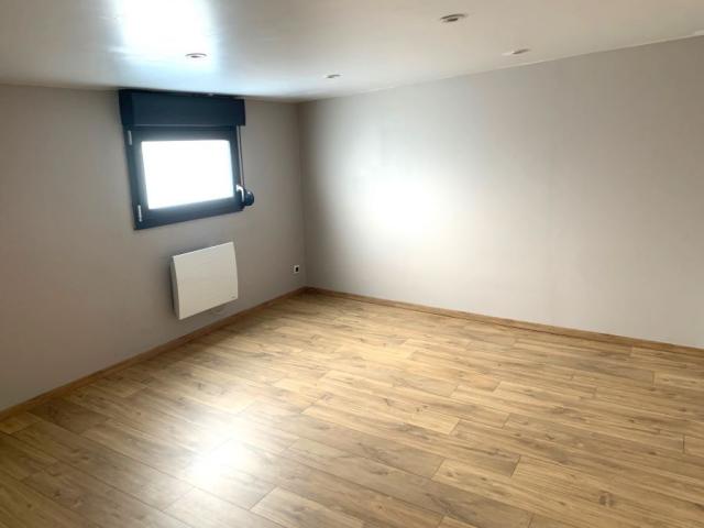Maison de village entièrement rénovée secteur prisé, 139m2 h