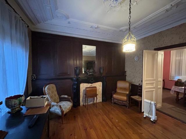 Corps de ferme individuelle comprenant : bâtisse principale 