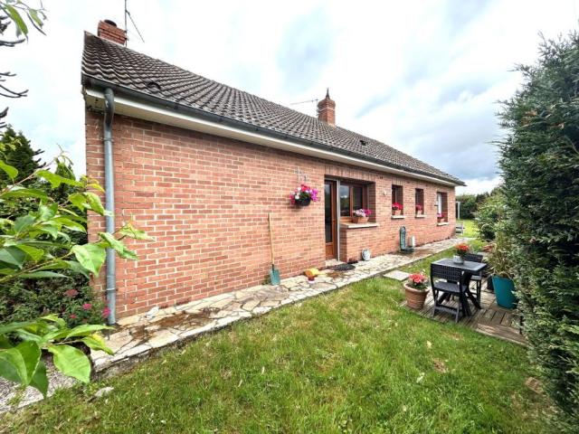 Plain pied individuel de 98,6m2 bâti sur une parcelle de 947