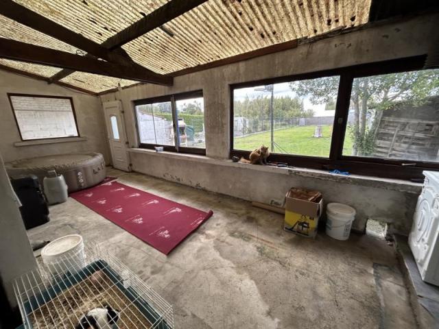Proche A23, beau potentiel pour cette maison à rénover dével