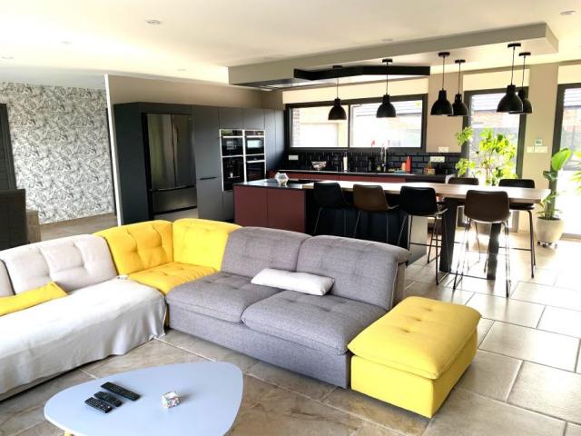 Plain-pied individuel neuf, secteur calme et prisé, 180m2 ha