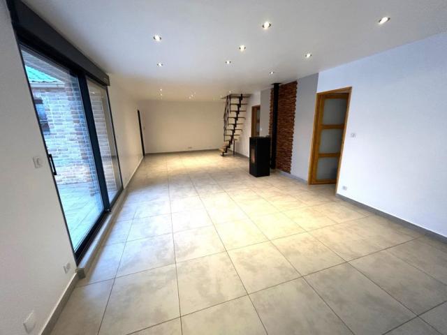 Maison de campagne individuelle située au calme et proche de