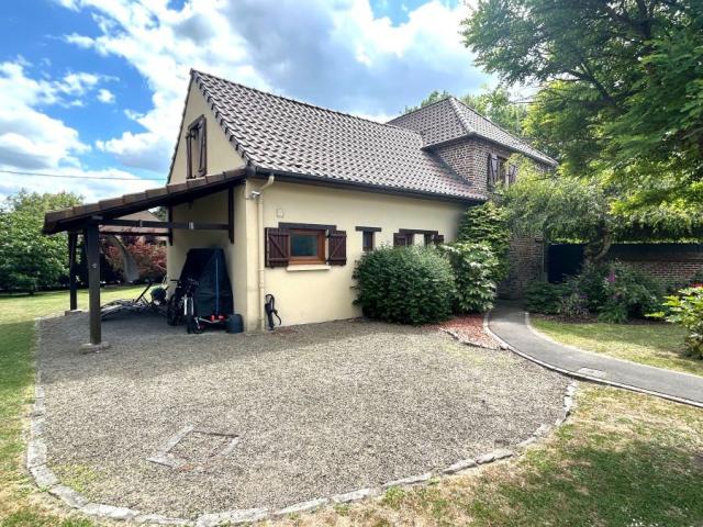 Maison de campagne individuelle avec charme et cachet bâtie 