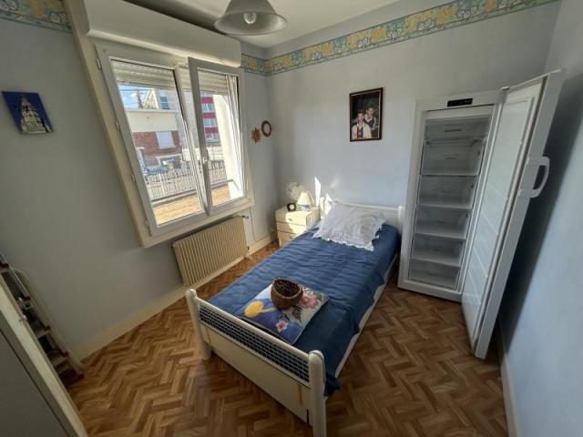 Plain pied individuelle à rénover développant 100m2 habitabl