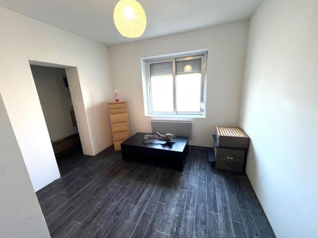 Maison individuelle style loft semi plain-pied située dans u