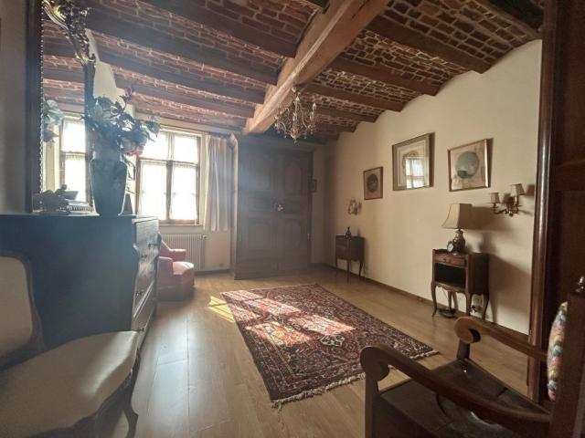 Longère avec charme et cachet + garage + possibilité seconde
