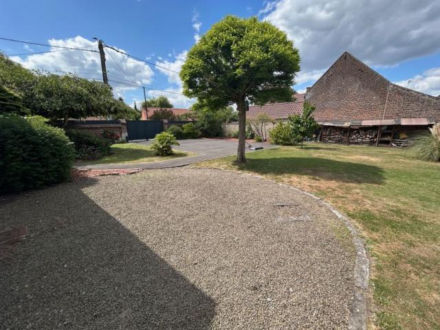 Maison de campagne individuelle avec charme et cachet bâtie 