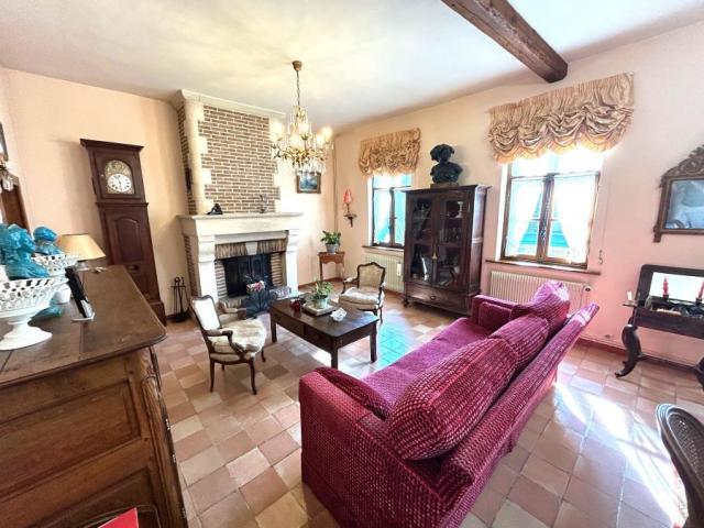 Longère avec charme et cachet + garage + possibilité seconde