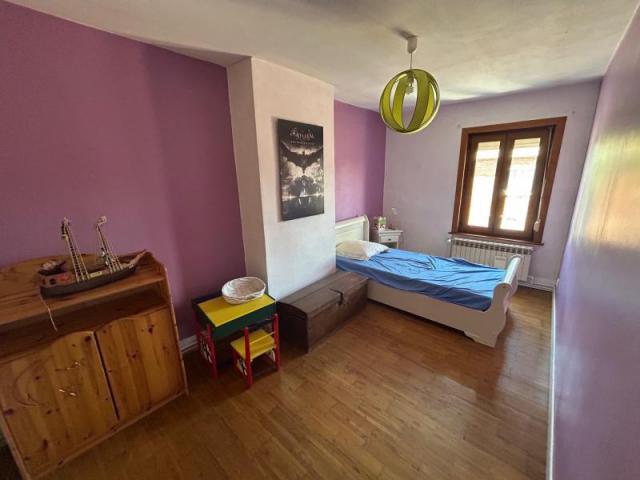 Maison bourgeoise Semi individuelle développant de beaux vol