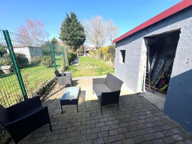 Maison de ville mitoyenne de 108,51m2 bâtie sur une parcelle