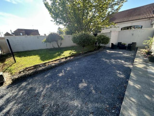 Longère semi individuelle développant 82,26m2 et bâtie sur 2