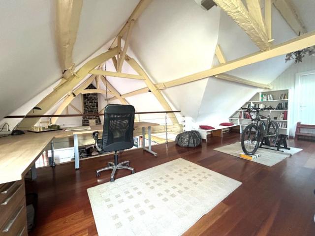 Fermette en L individuelle de 212m2 bâti sur une parcelle de